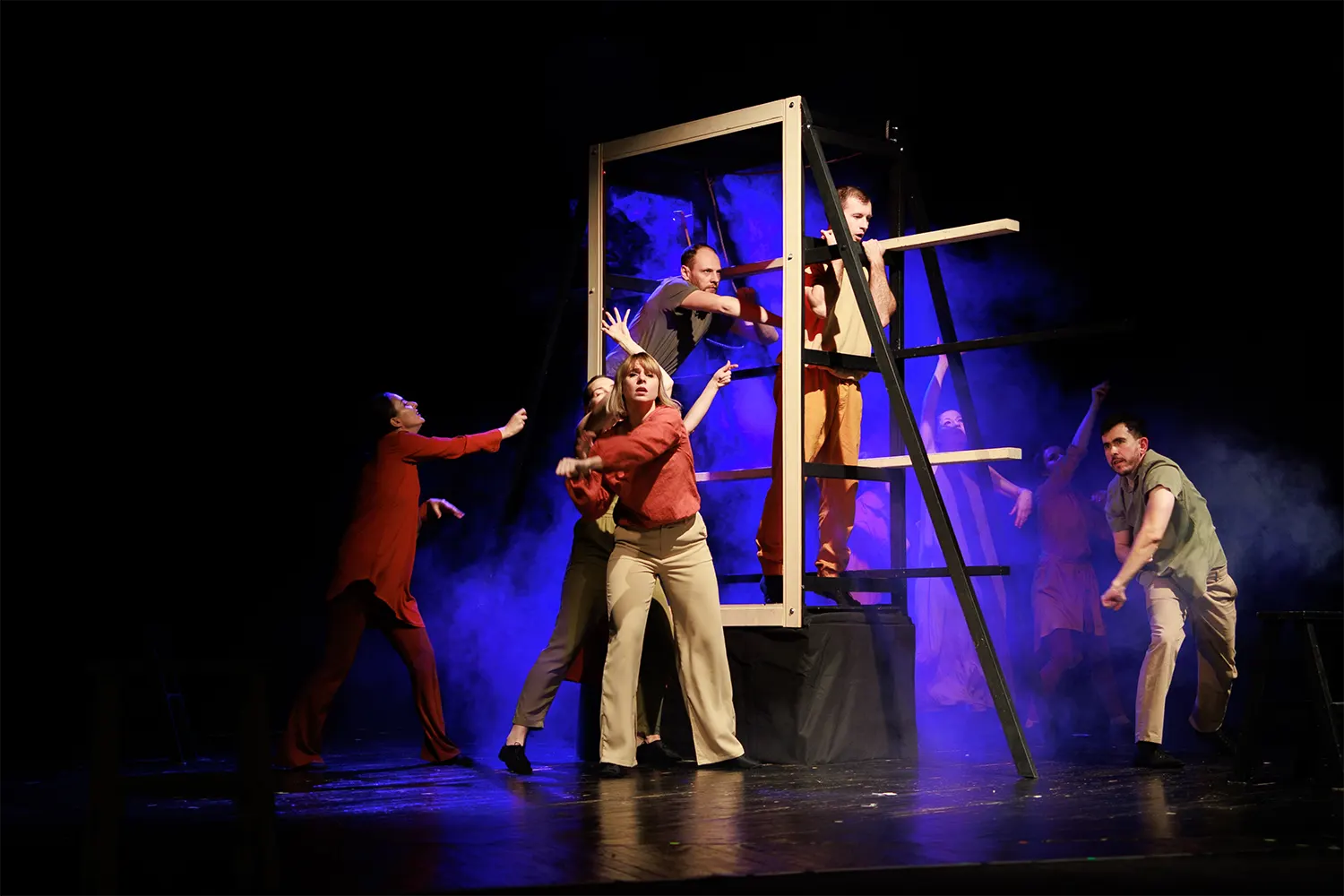 Spectacle_3 - Les Compotes en Scène ! la compagnie de théâtre créative.